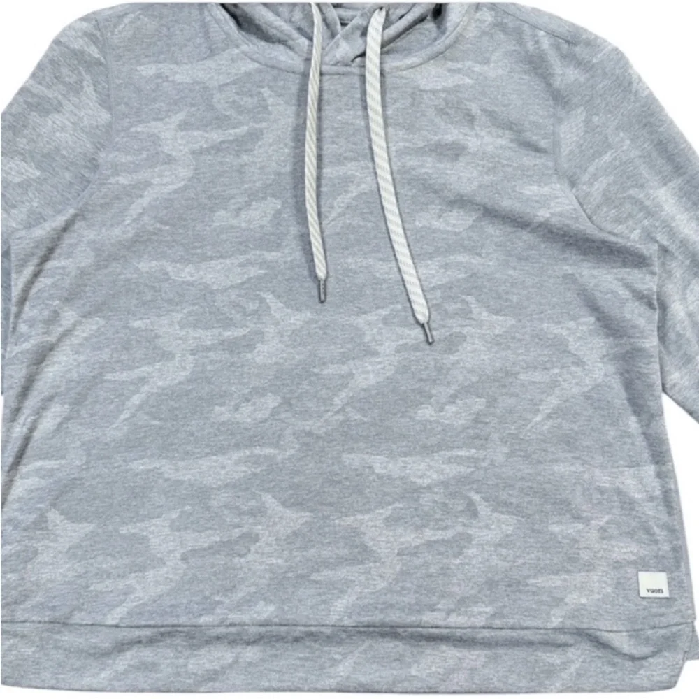 VUORI Halo Essential Hoodie in palo heather camo - Picture 7 of 8